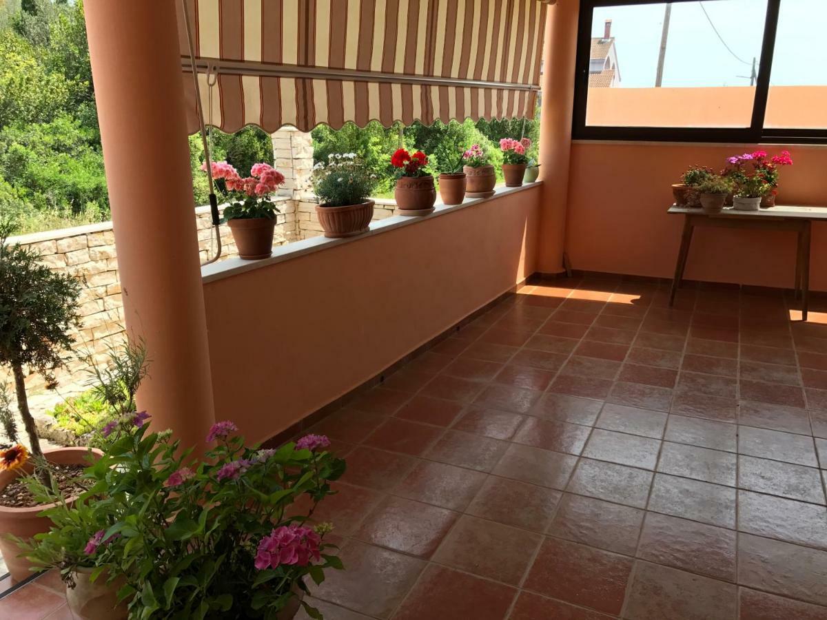 Apartments Lamjana كالي المظهر الخارجي الصورة